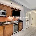 Lucky Gem Penthouse & Luxury Suites At Signature Resort, Strip View 509