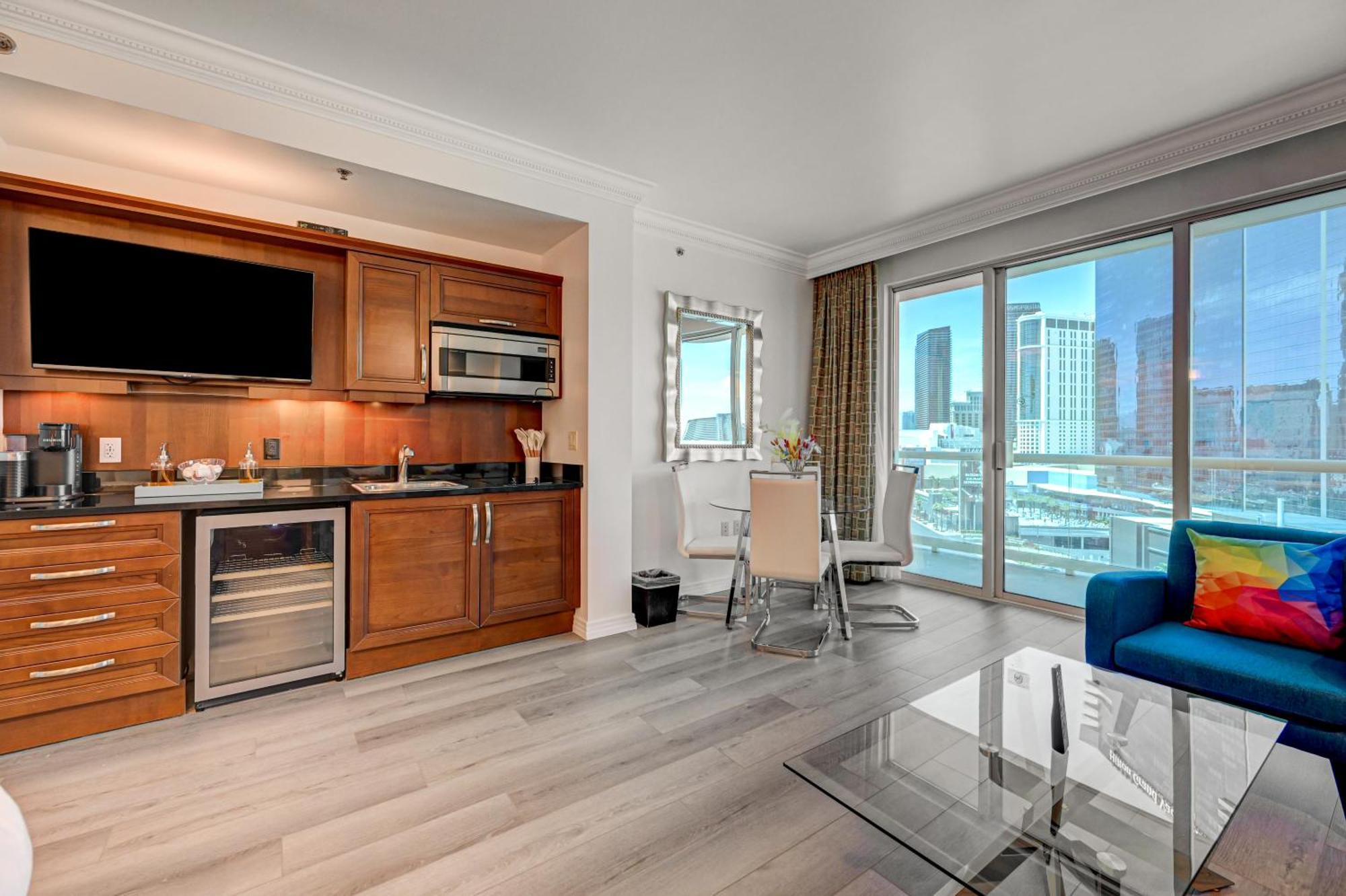 Lucky Gem Penthouse & Luxury At Signature Resort, 2816 Hotel 5*