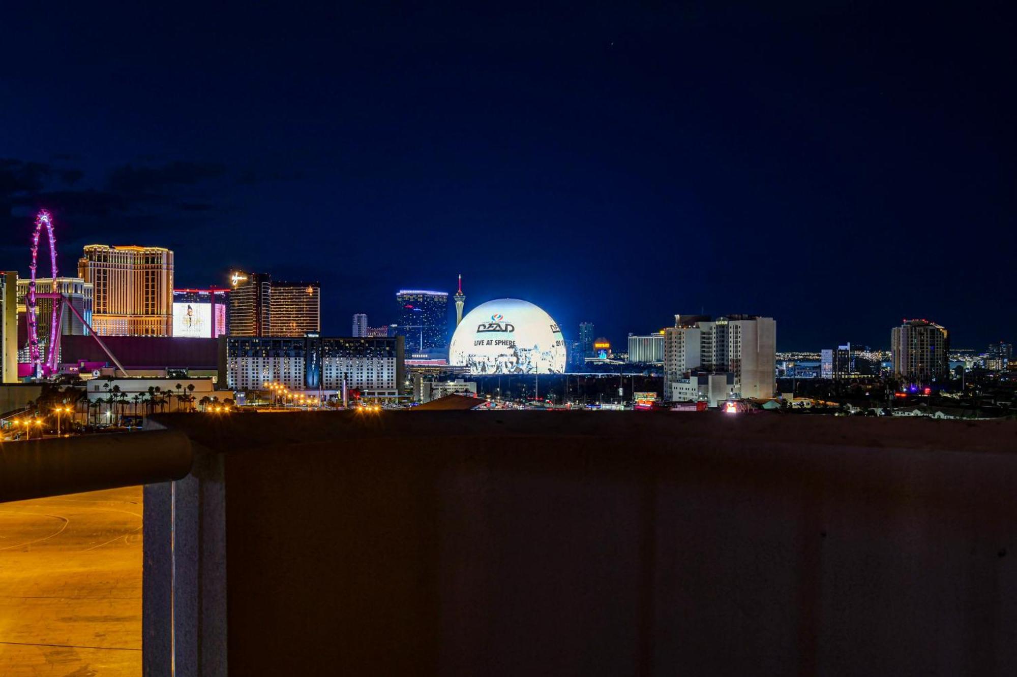 Hotel Lucky Gem Penthouse & Luxury At Signature Resort, 2816