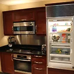 Luxury Suites International At The Signature