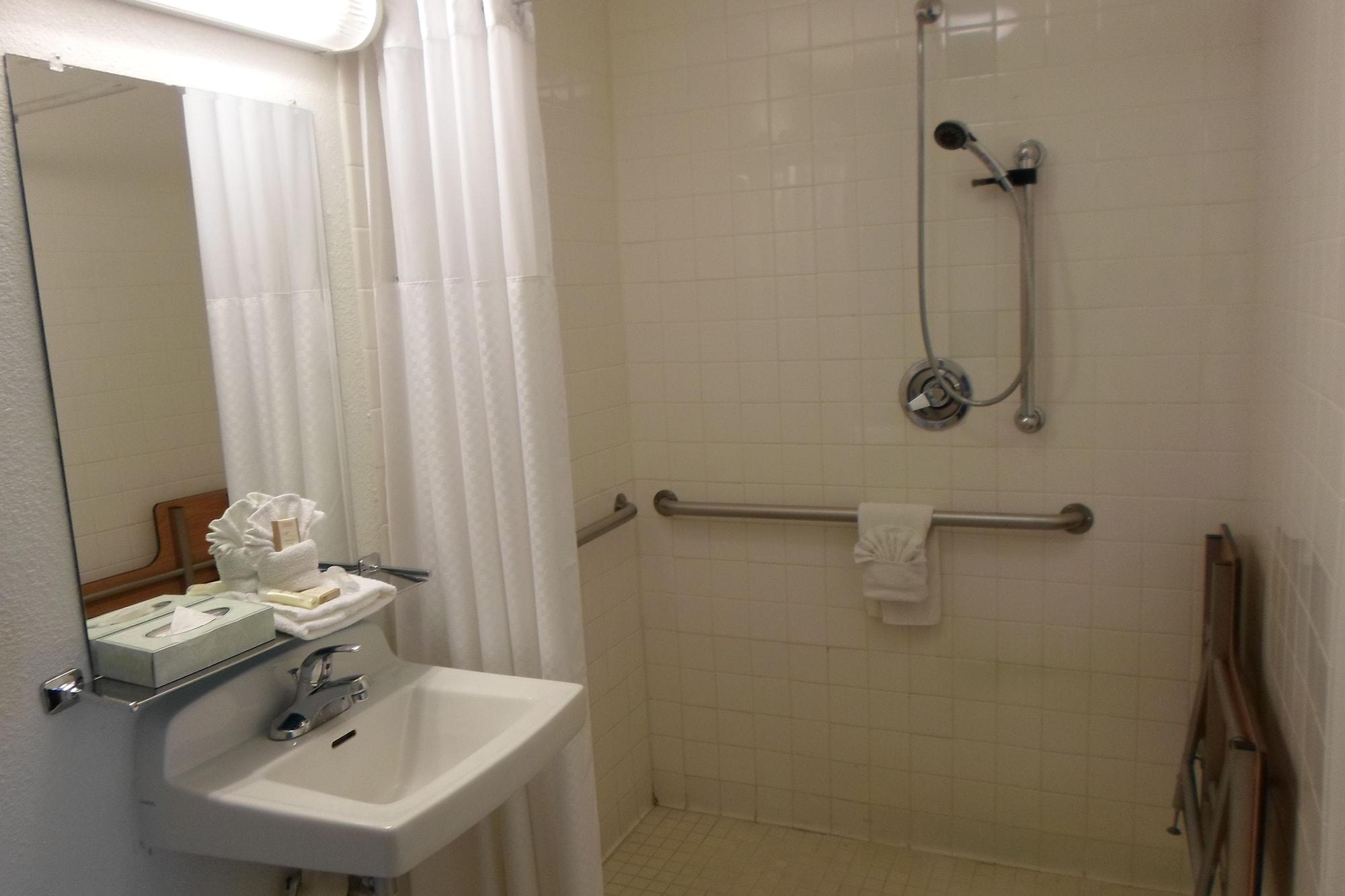 6 Vegas, Nv - Strip Hotel 4*