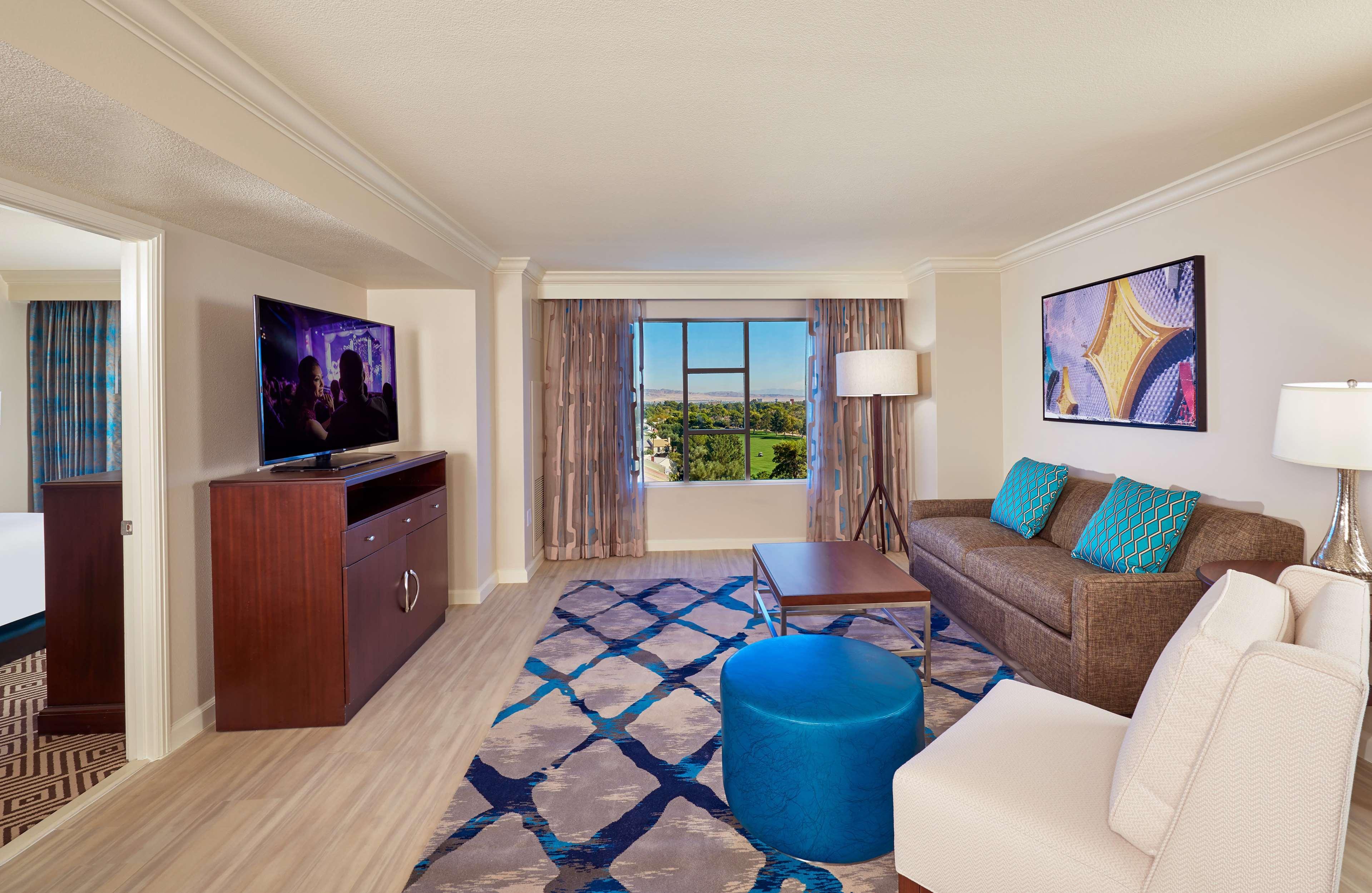 Hilton Grand Vacations Club Paradise Vegas Resort Las Vegas