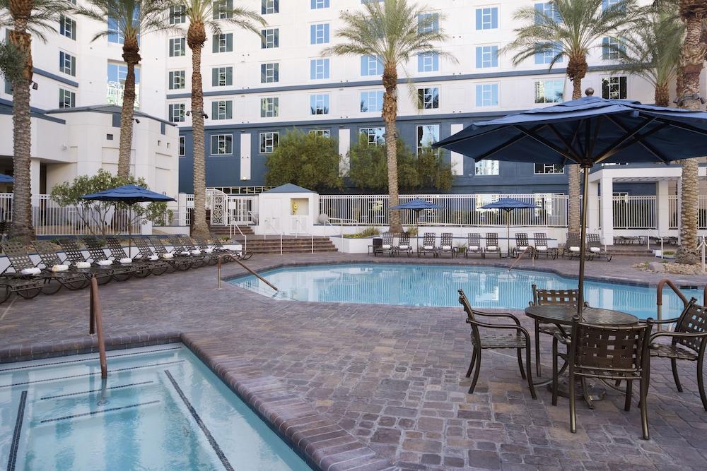 Resort Hilton Grand Vacations Club Paradise Vegas Las Vegas