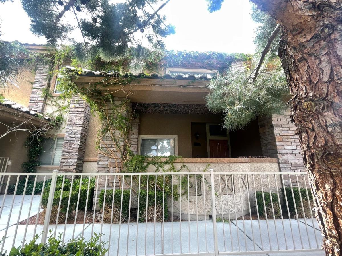 Apartment Gate Dual Master Office And Dog Park 30 Days Minimun *