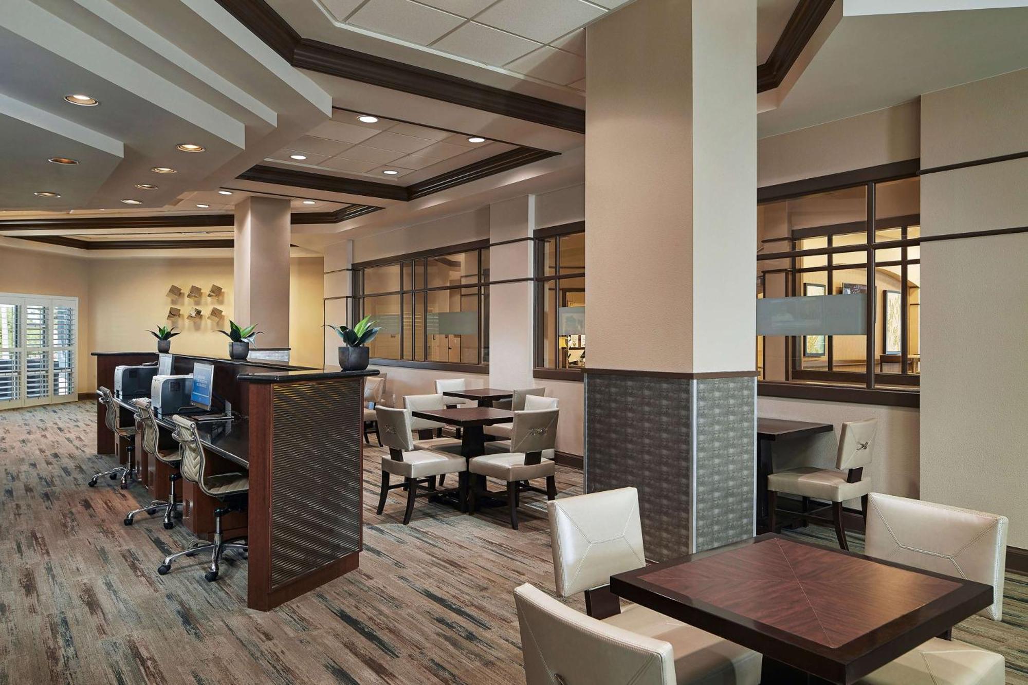 Hilton Grand Vacations Club Paradise Vegas Resort 3*