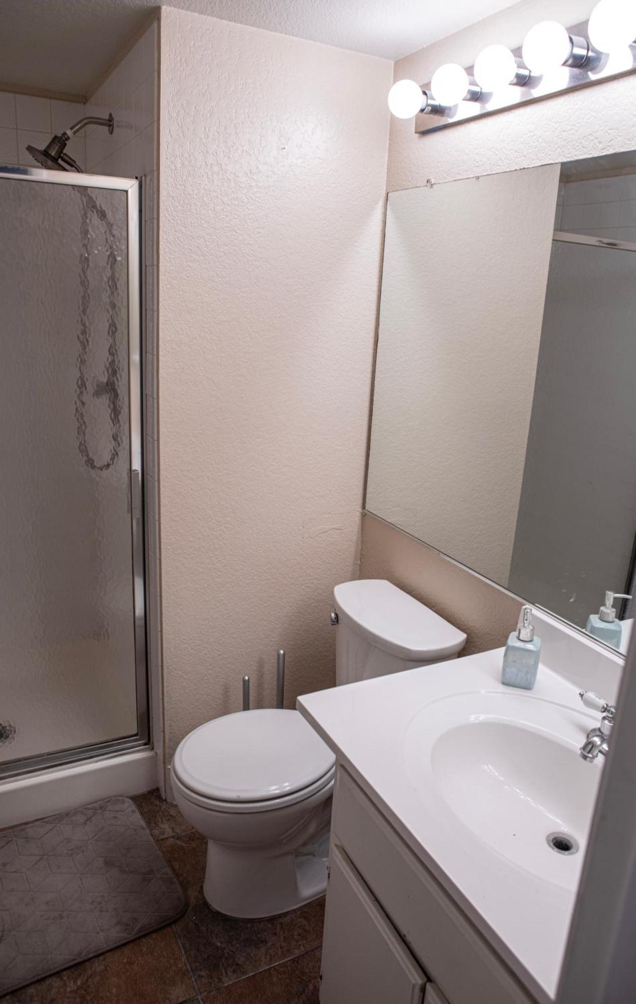 Casa de férias Comfy Expansive - Near The Strip - Heated Pool Las Vegas