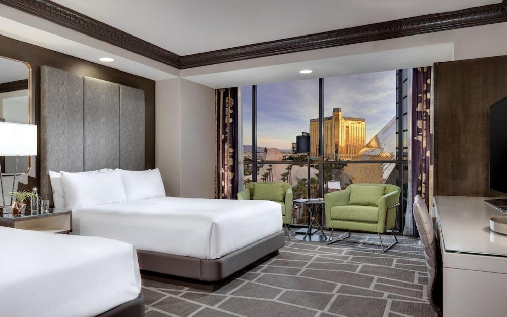 Luxor & Casino By Suiteness Hotel 4*