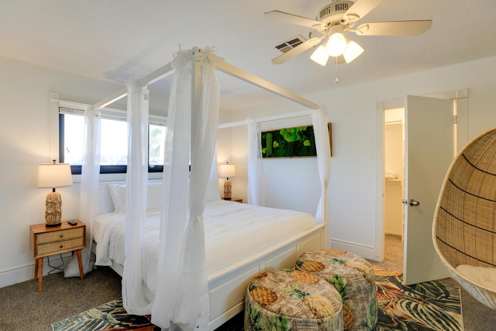 Holiday home Spacious Vegas Getaway With Private Pool And Spa! *