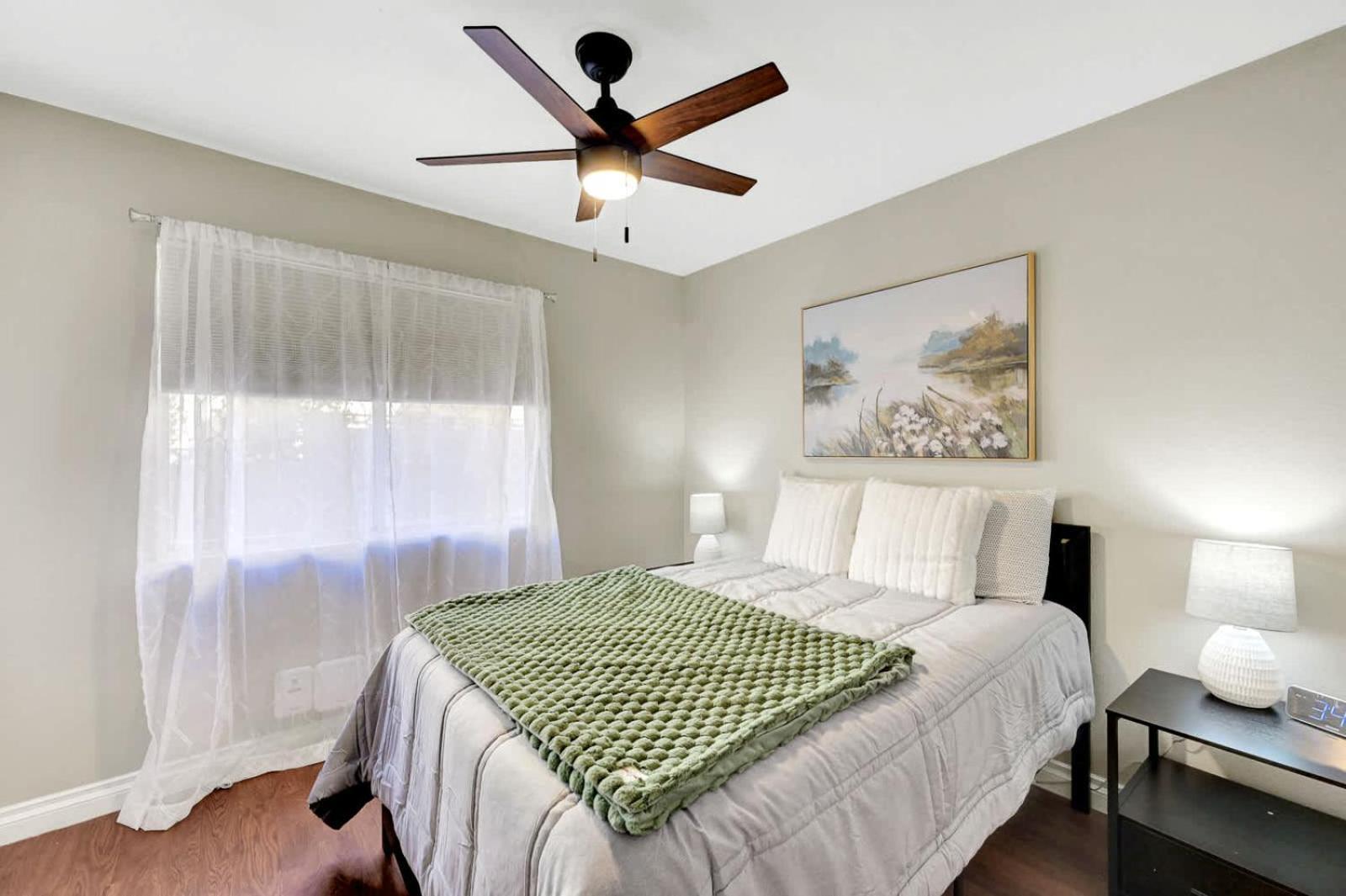Bright Fun Spacious With Pool Casa de férias Las Vegas