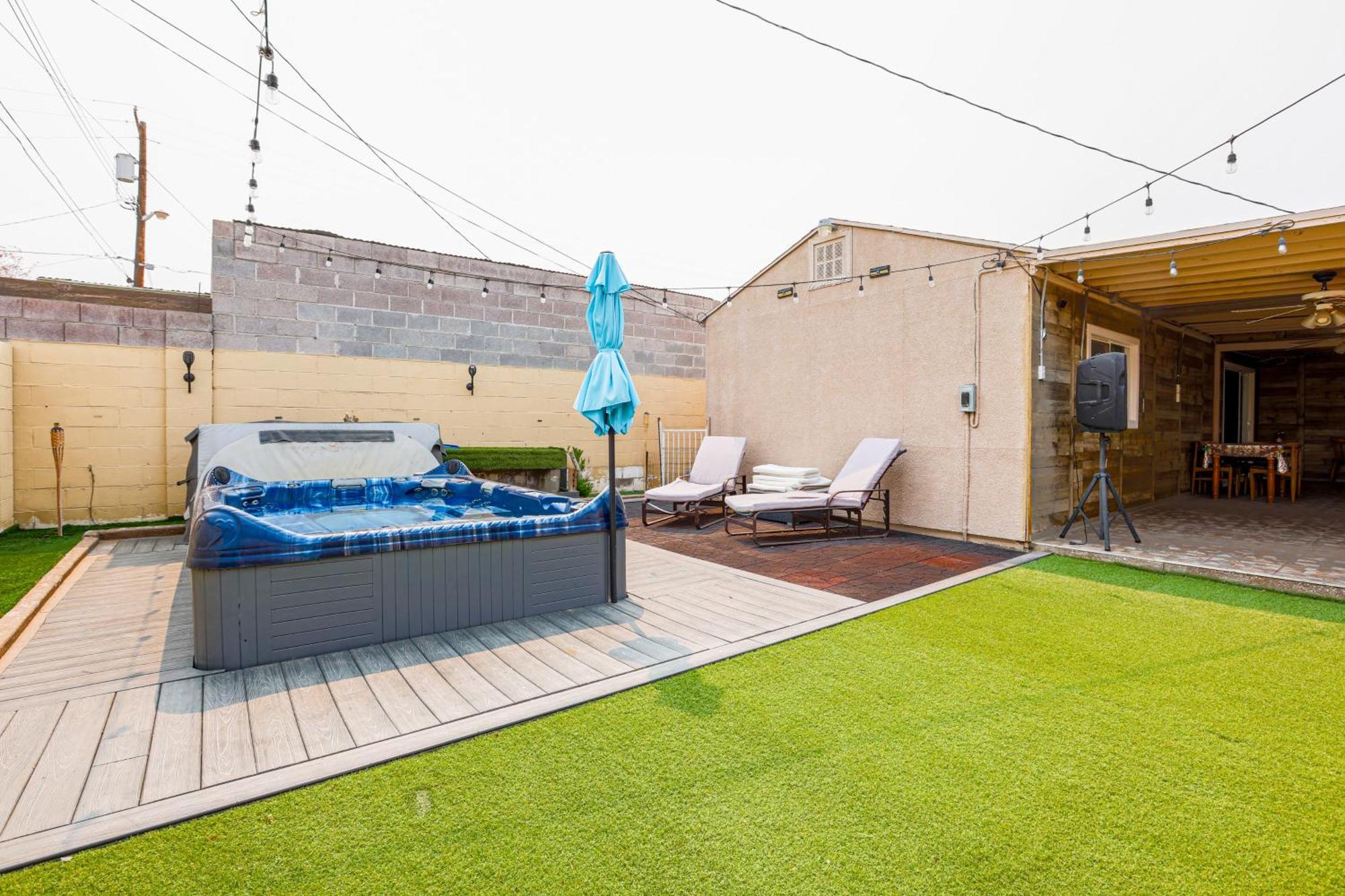 Pet-friendly Near Downtown Henderson Holiday home
