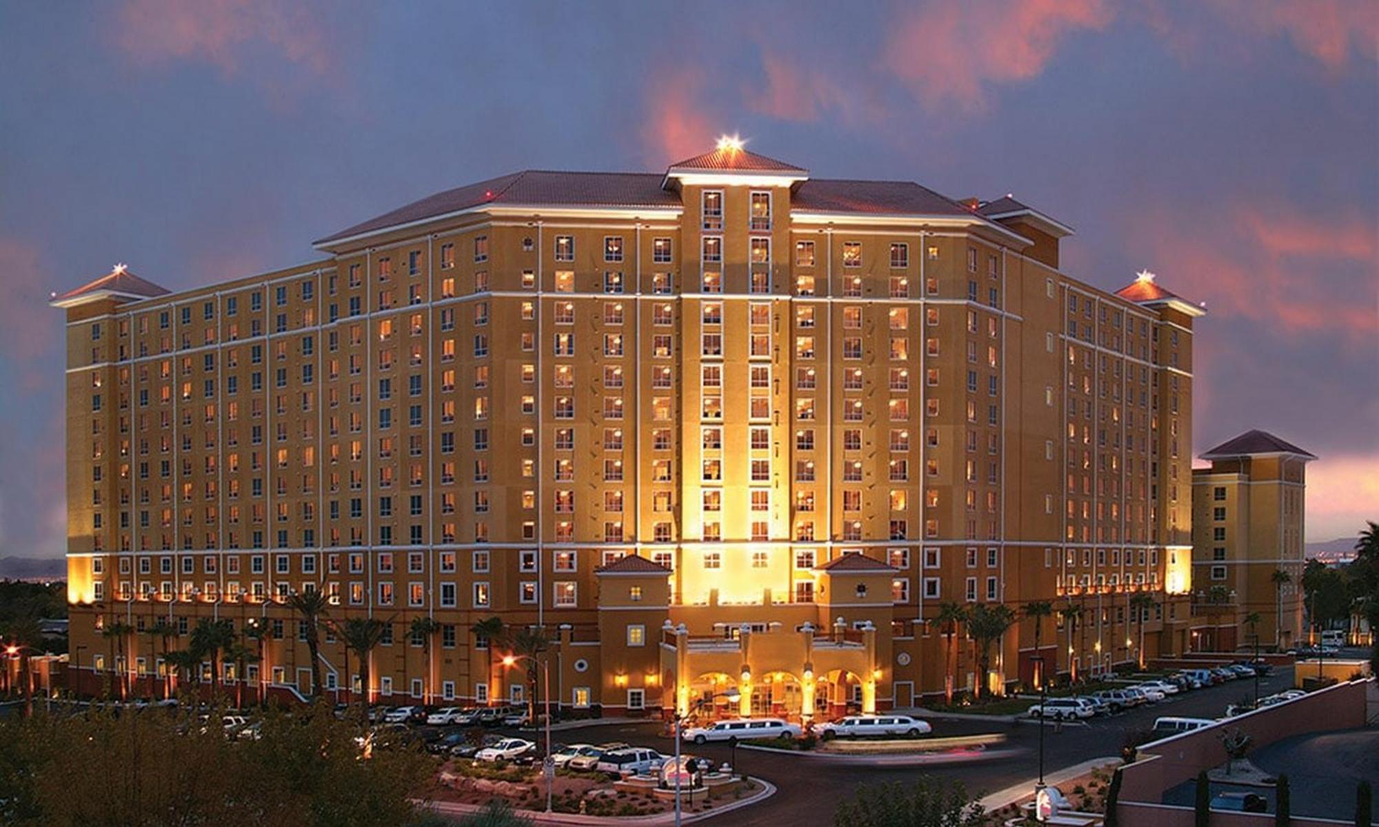 Grand Desert Vegas By Hellovacay Hotel 4*