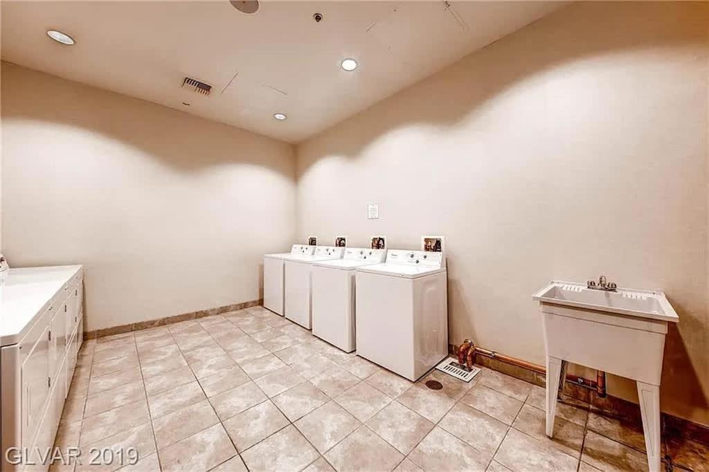 Strip View Penthouse Balcony 37617 Holiday home Las Vegas