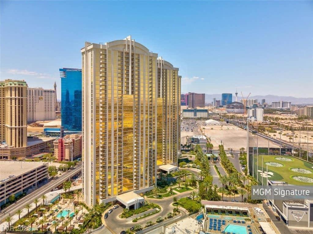 Strip View Penthouse Balcony 37617 Holiday home Las Vegas
