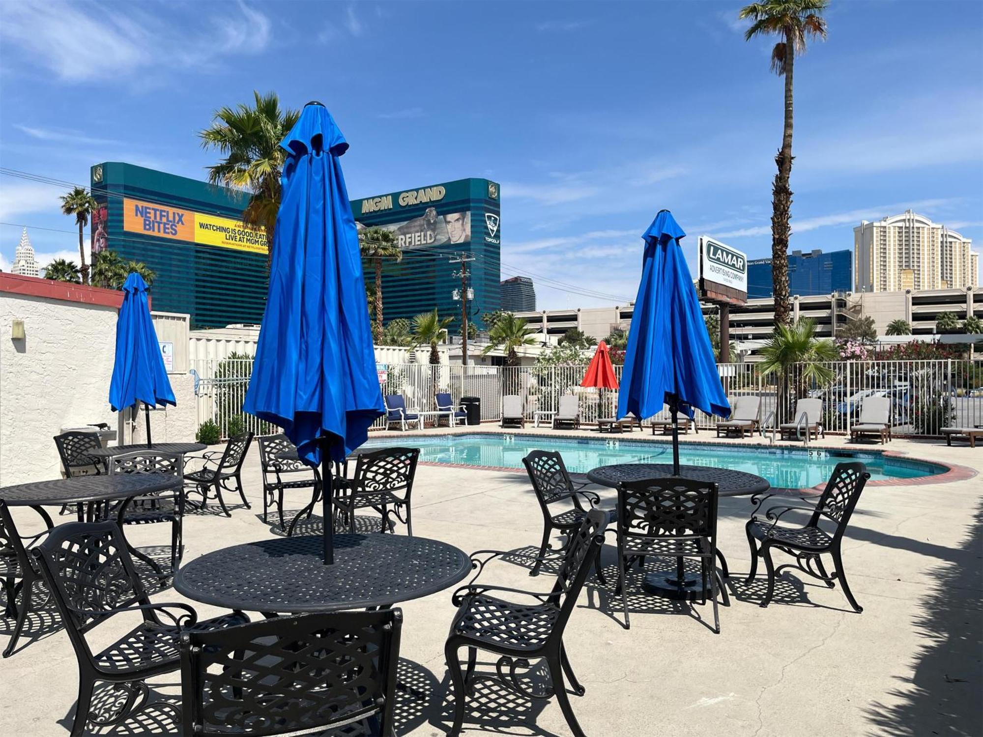 6 Vegas, Nv - Strip Hotel 4*