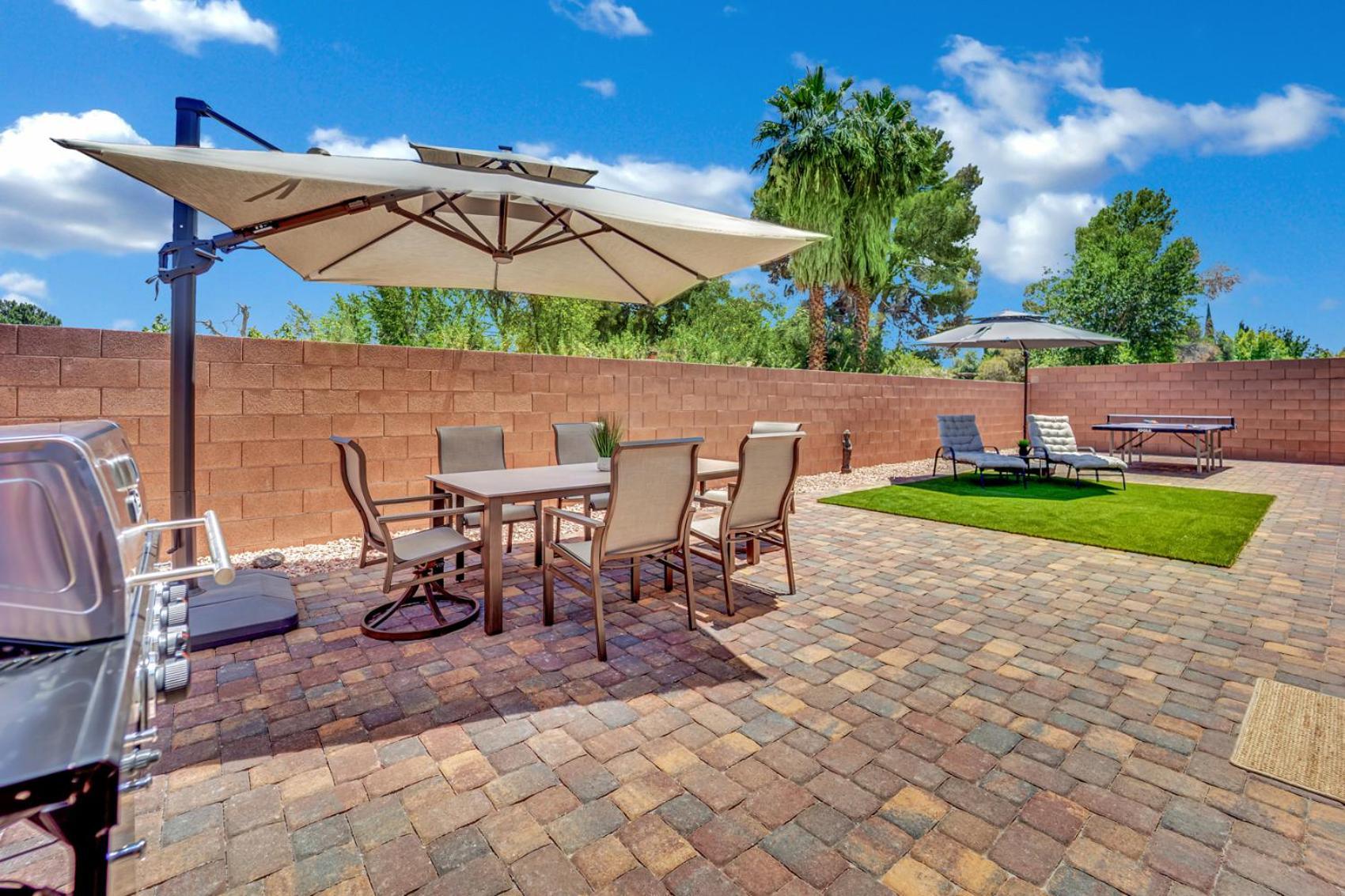 Casa Niva A Contemporary Oasis In The Heart Of Vegas Holiday home Las Vegas