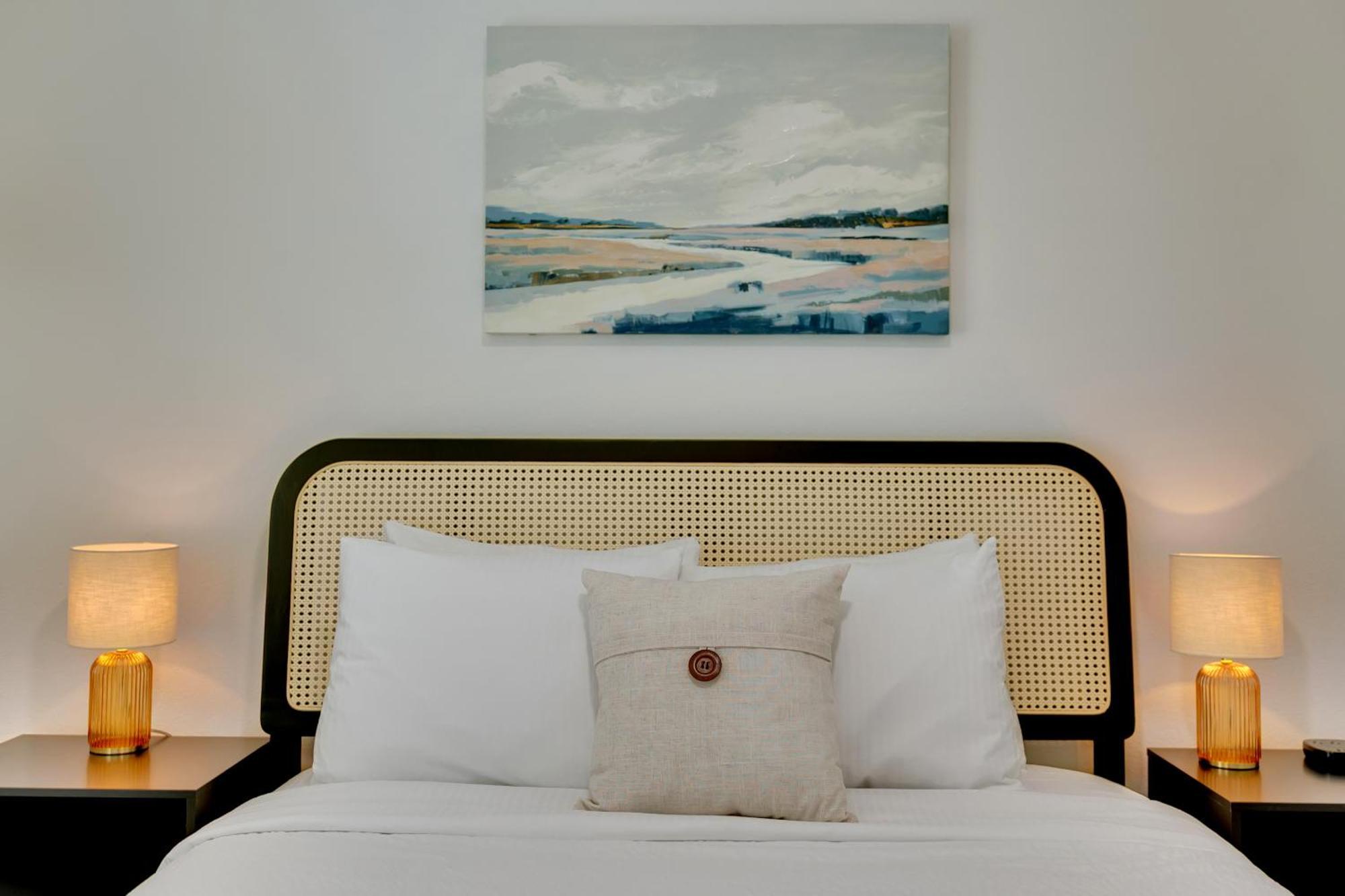 Casa Niva A Contemporary Oasis In The Heart Of Vegas Holiday home *