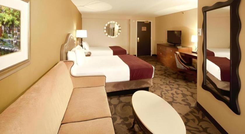 Resort Orleans And Casino