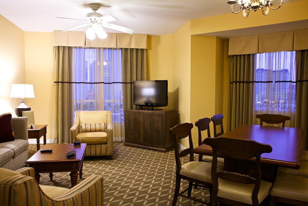 Resort Wyndham Grand Desert 3*