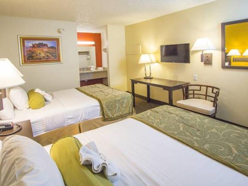 6 Vegas, Nv - Strip Hotel
