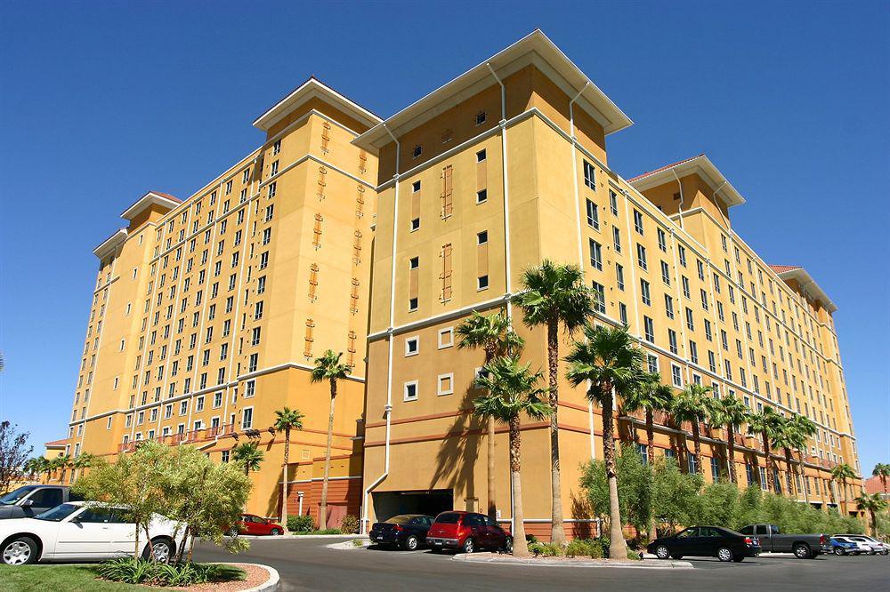 Wyndham Grand Desert Resort 3*