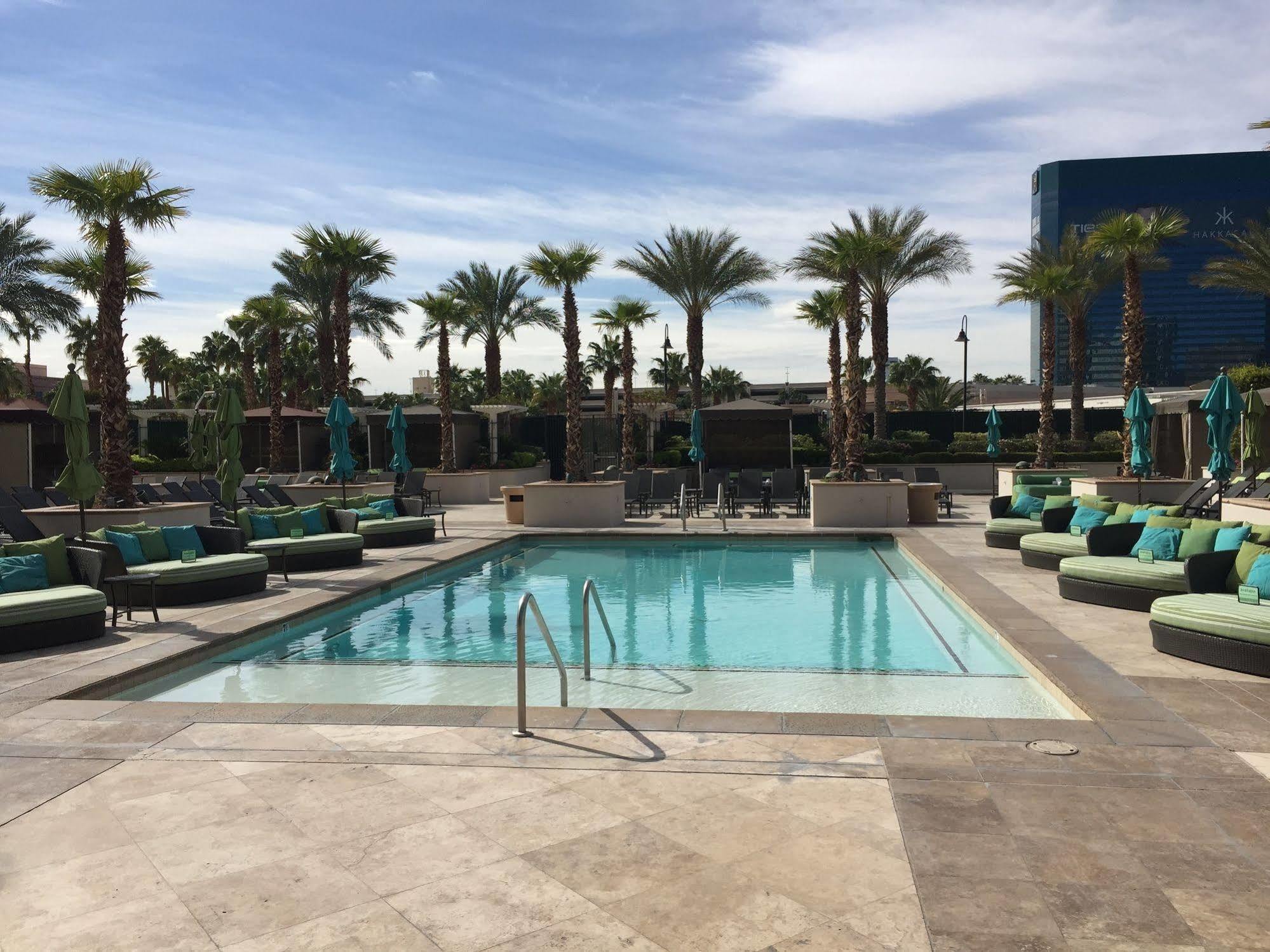 Aparthotel Luxury International At The Signature 4*