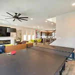 Las Vegas Home With Terrace About 10 Mi To The Strip!