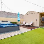 Pet-Friendly Home Near Downtown Henderson