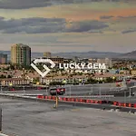 Lucky Gem Penthouse & Luxury Suites At Signature Resort, 10817 Sphere View