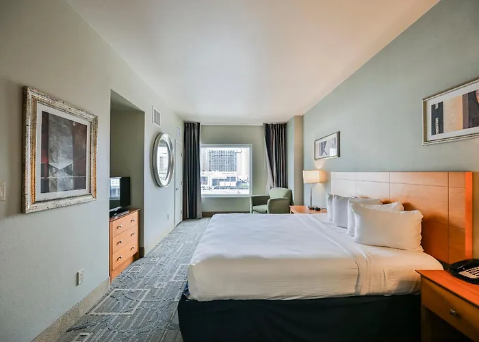 Stripviewsuites At Platinum