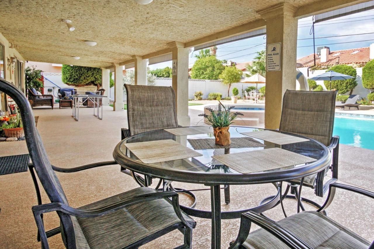 Stunning With Private Oasis - 1 Half Mile To Strip Casa de férias
