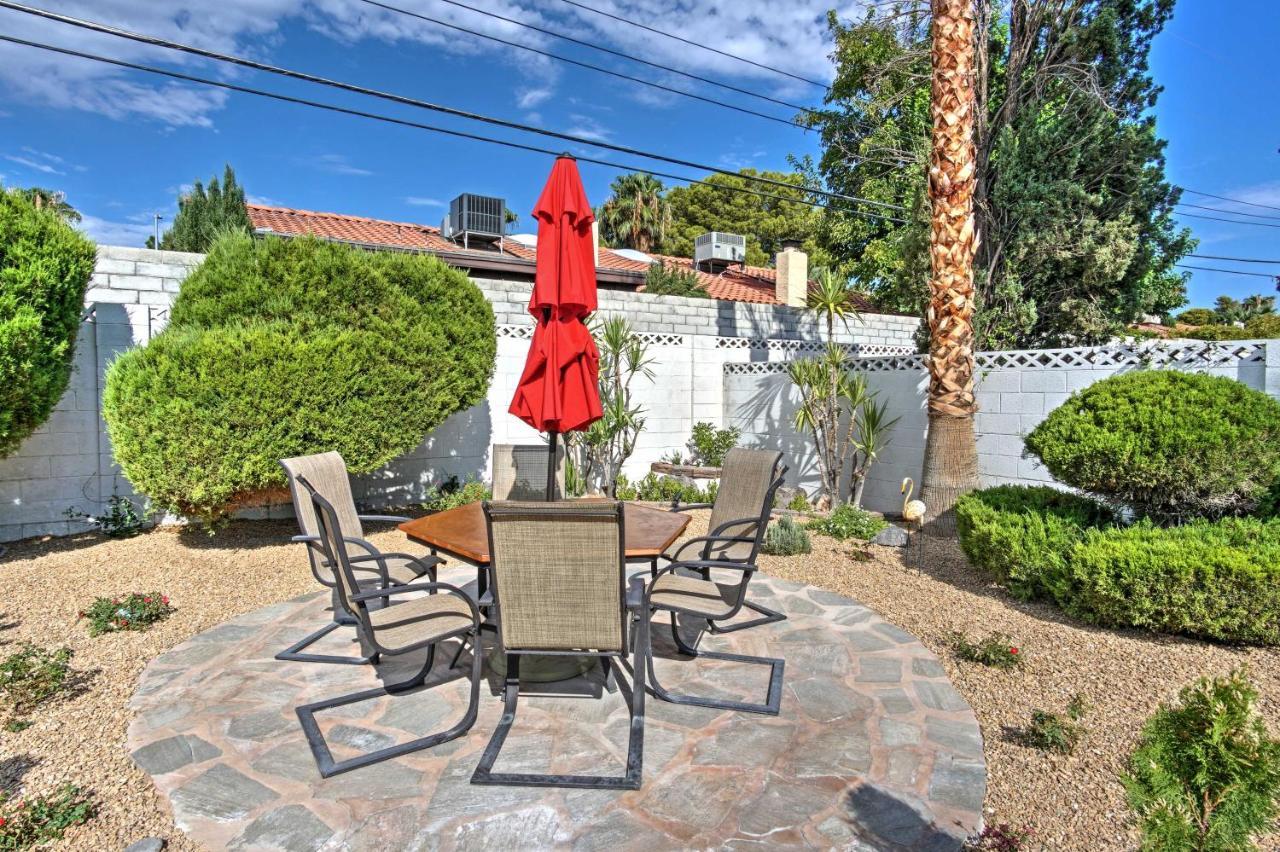 Stunning With Private Oasis - 1 Half Mile To Strip Casa de férias