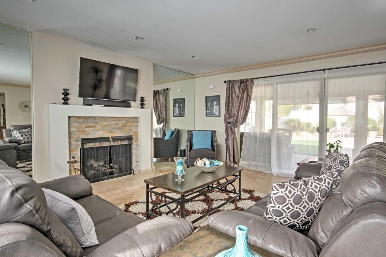 Stunning With Private Oasis - 1 Half Mile To Strip Casa de férias *