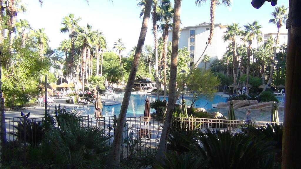 At Tahiti Village And Spa-no Fee Las Vegas