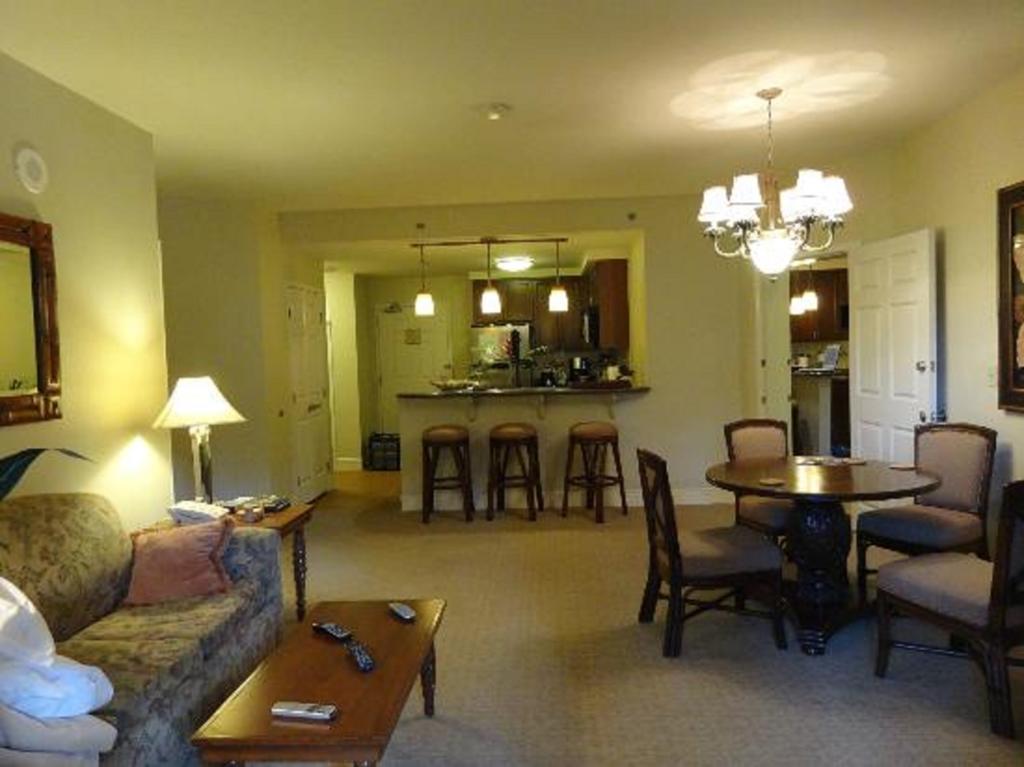 At Tahiti Village And Spa-no Fee Aparthotel