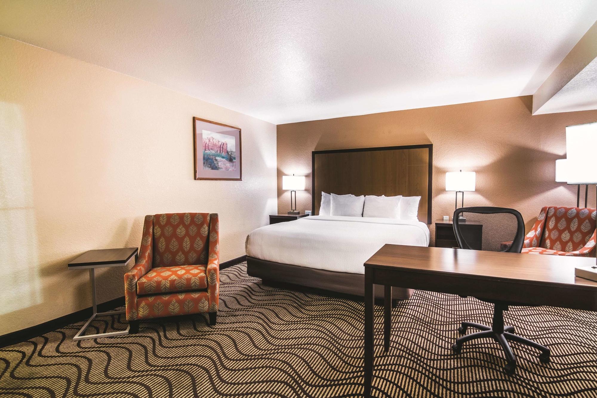 La Quinta By Wyndham Vegas Redrock/summerlin 3*