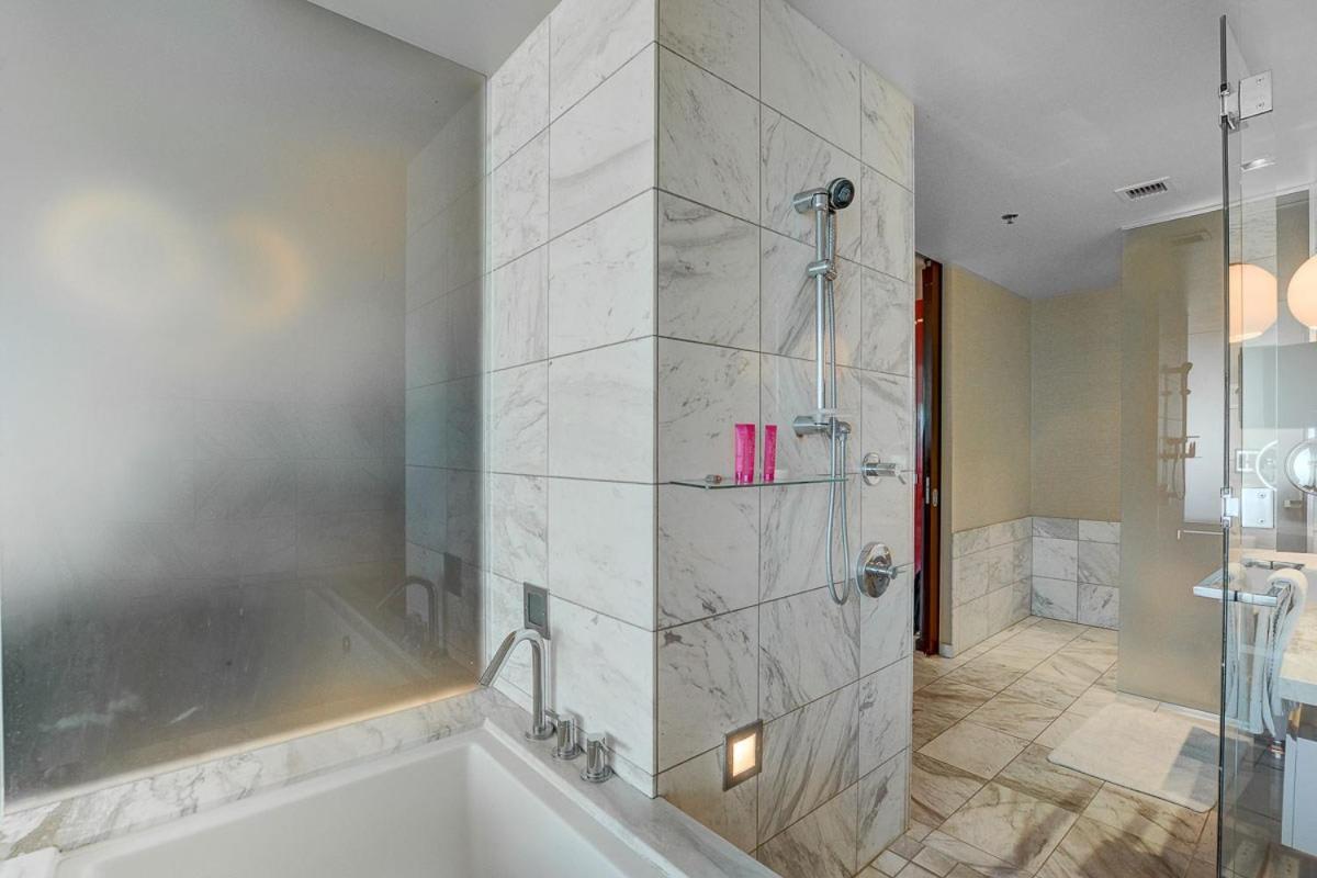 Aparthotel Luxury Studio Strip View No Fee Palms Place *