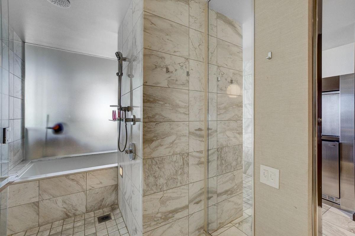 Aparthotel Luxury Studio Strip View No Fee Palms Place *