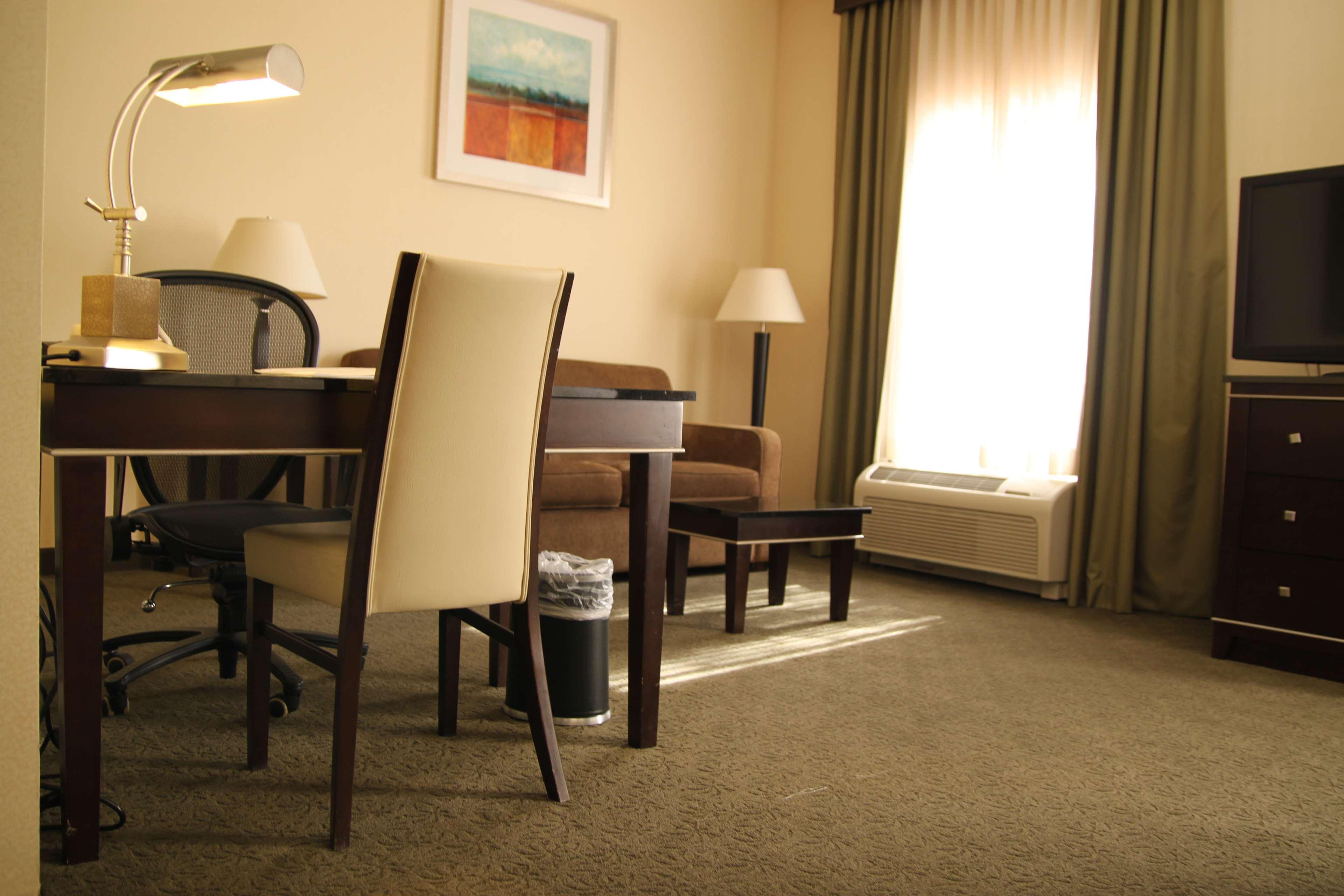Hotel Hampton & Vegas South 3*