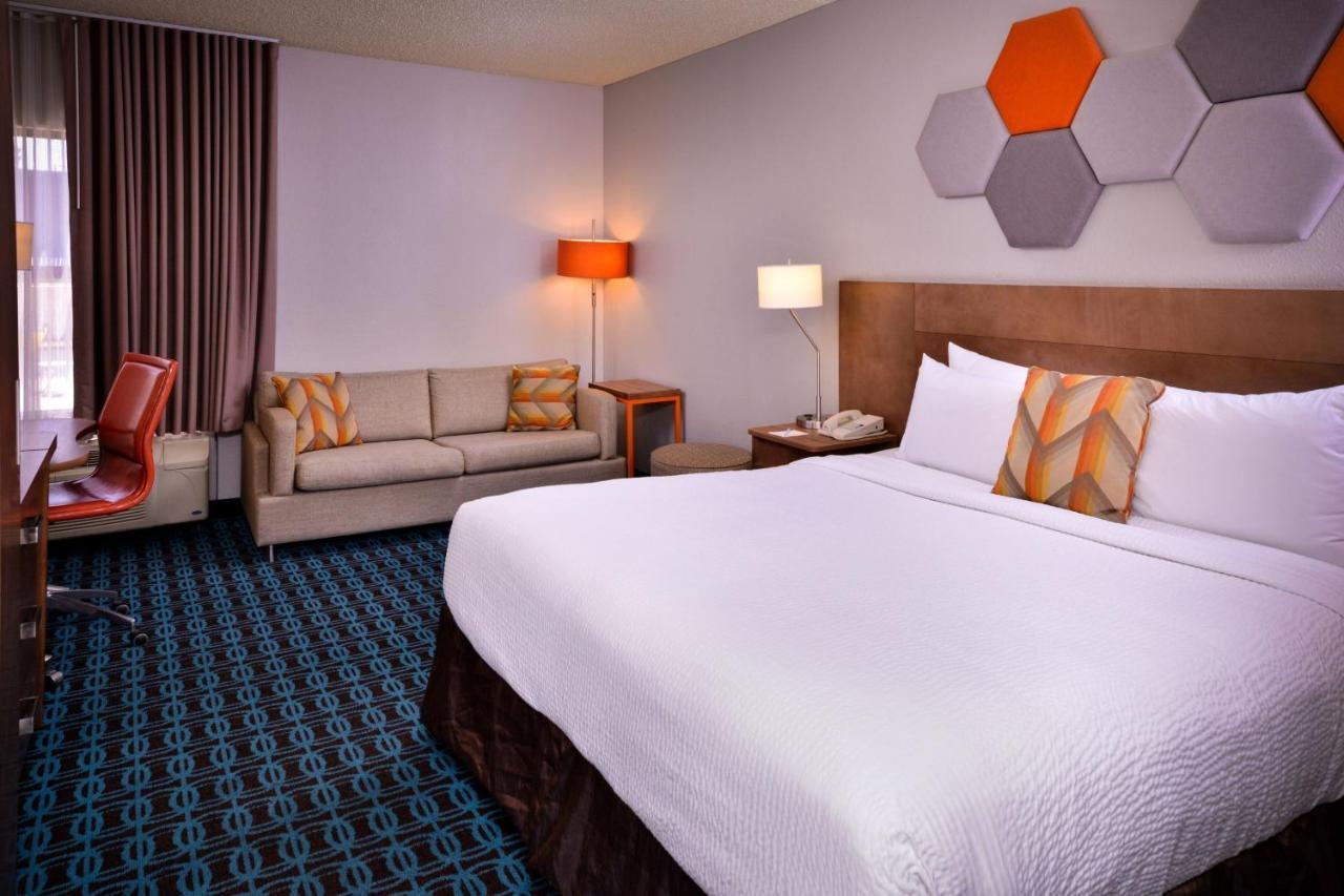 Hotel Fairfield Vegas Convention Center
