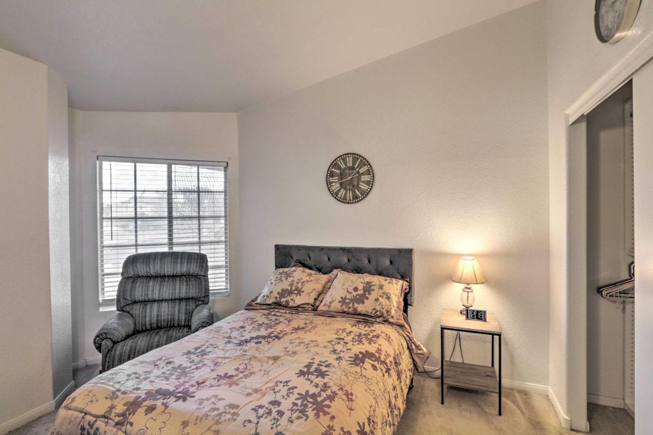 Pet-friendly Escape With Grill, 11 Mi To Strip! Holiday home *