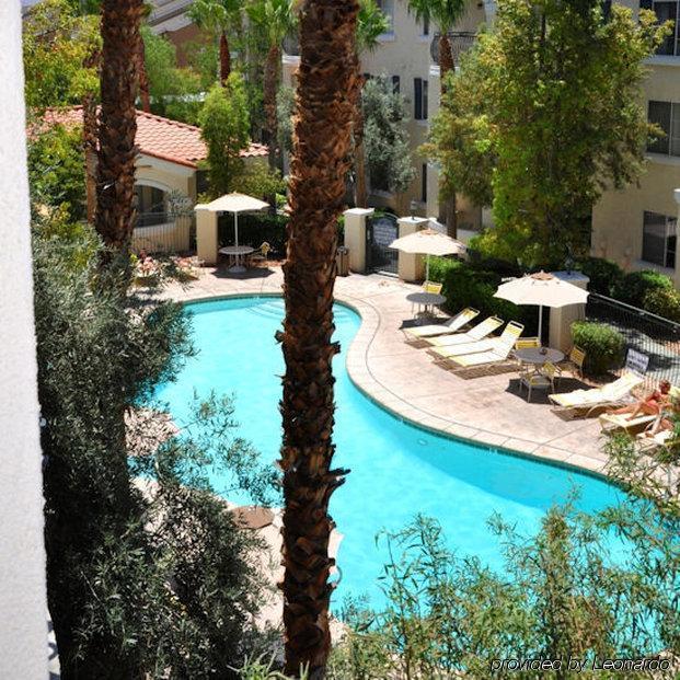 Club De Soleil All-suite Resort Las Vegas