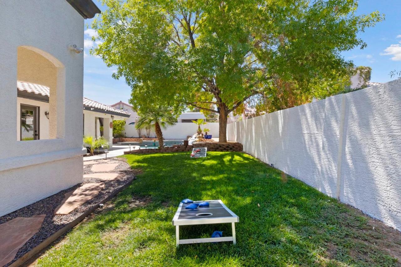 Holiday home Ultimate Vacation: A Luxurious Oasis With A Pool! *