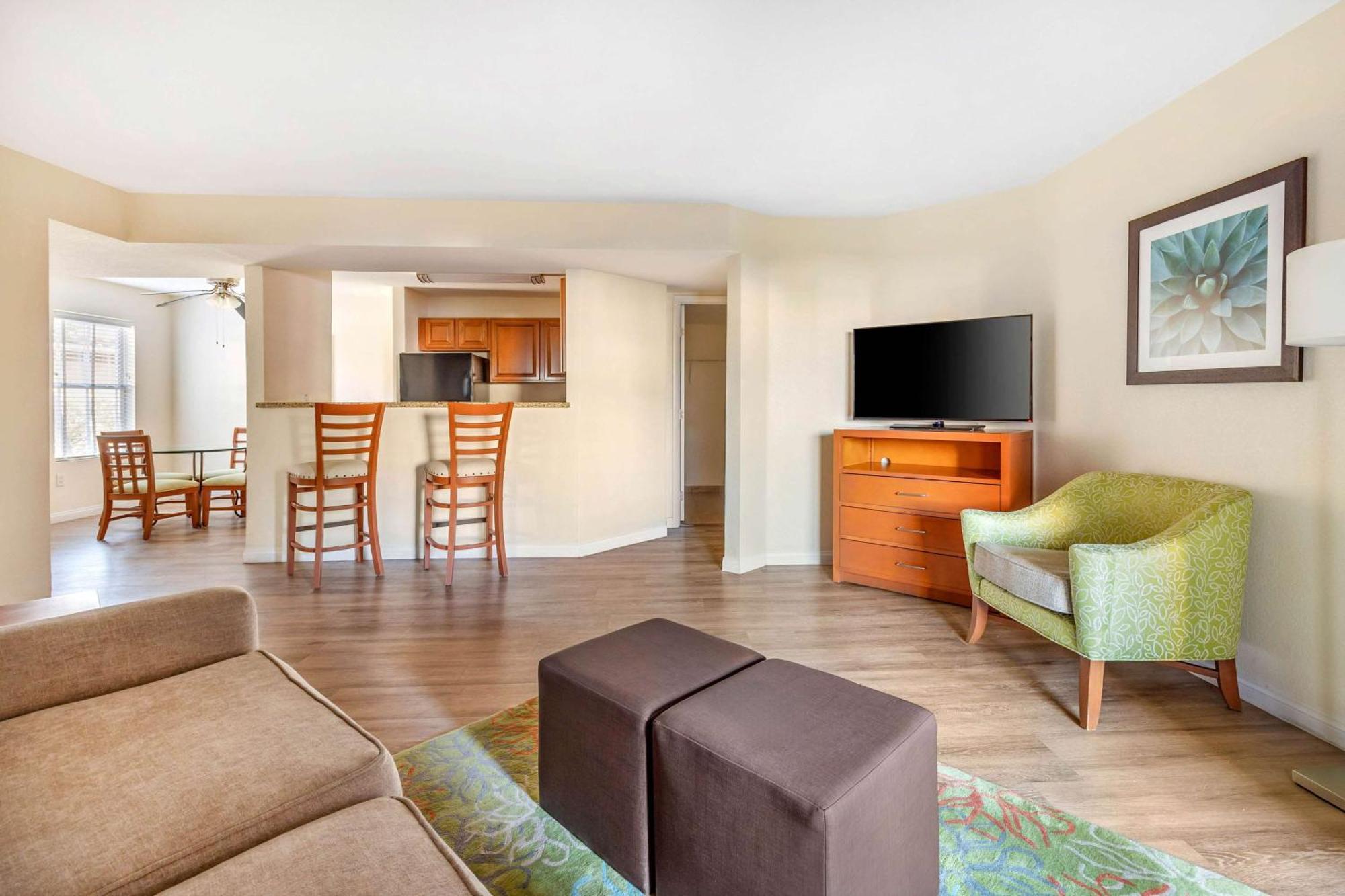 Hilton Vacation Club Desert Retreat Vegas Resort