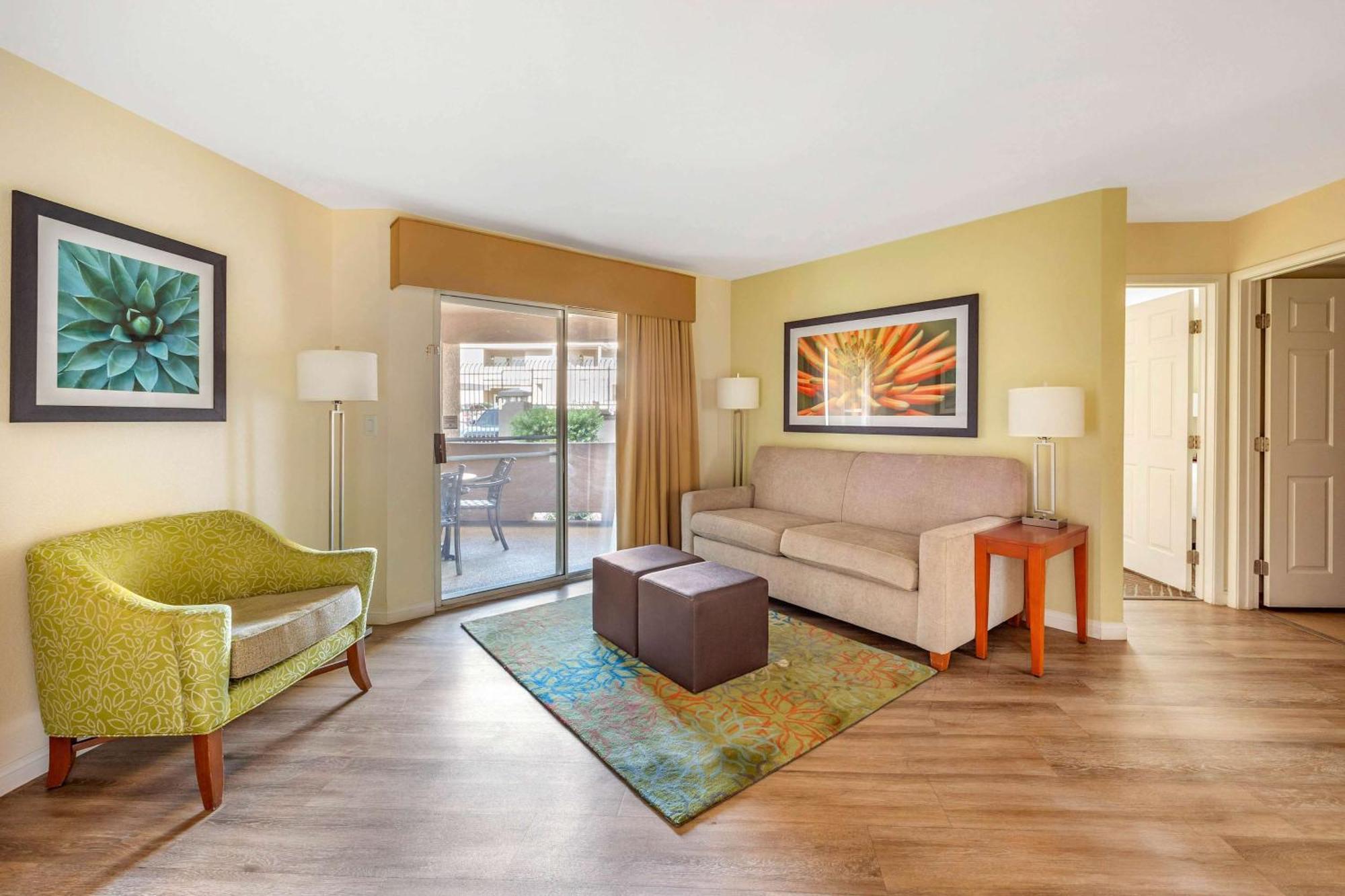 Hilton Vacation Club Desert Retreat Vegas Resort