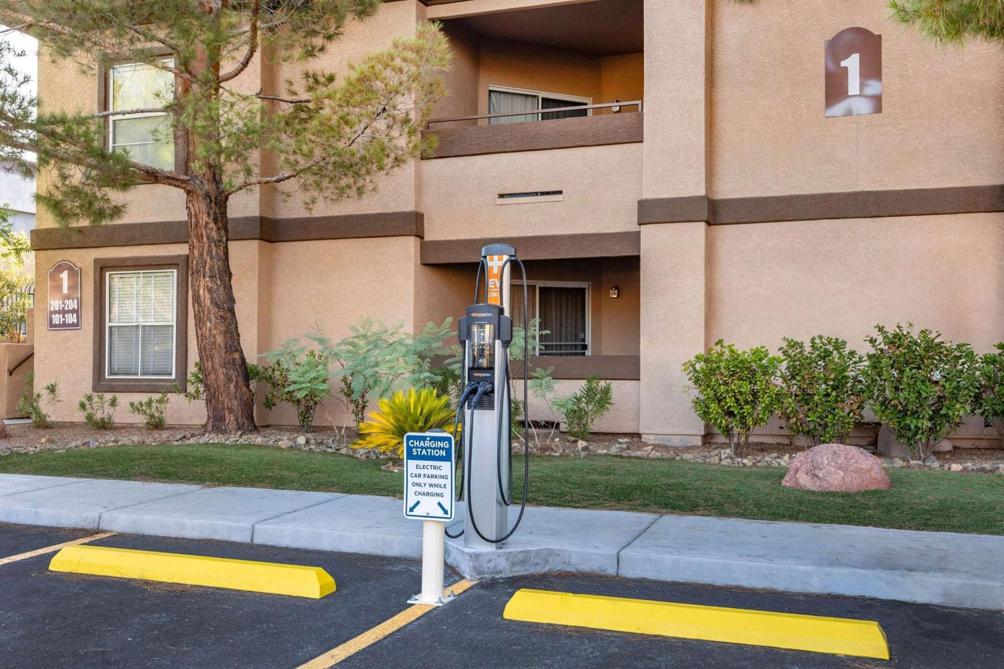 Resort Hilton Vacation Club Desert Retreat Vegas Las Vegas