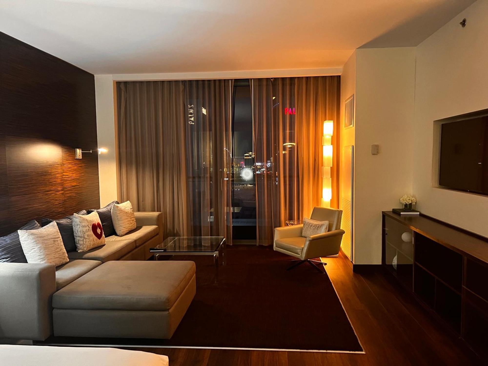 Casa de férias Luxe Condo Balcony Access No Resort Fee *