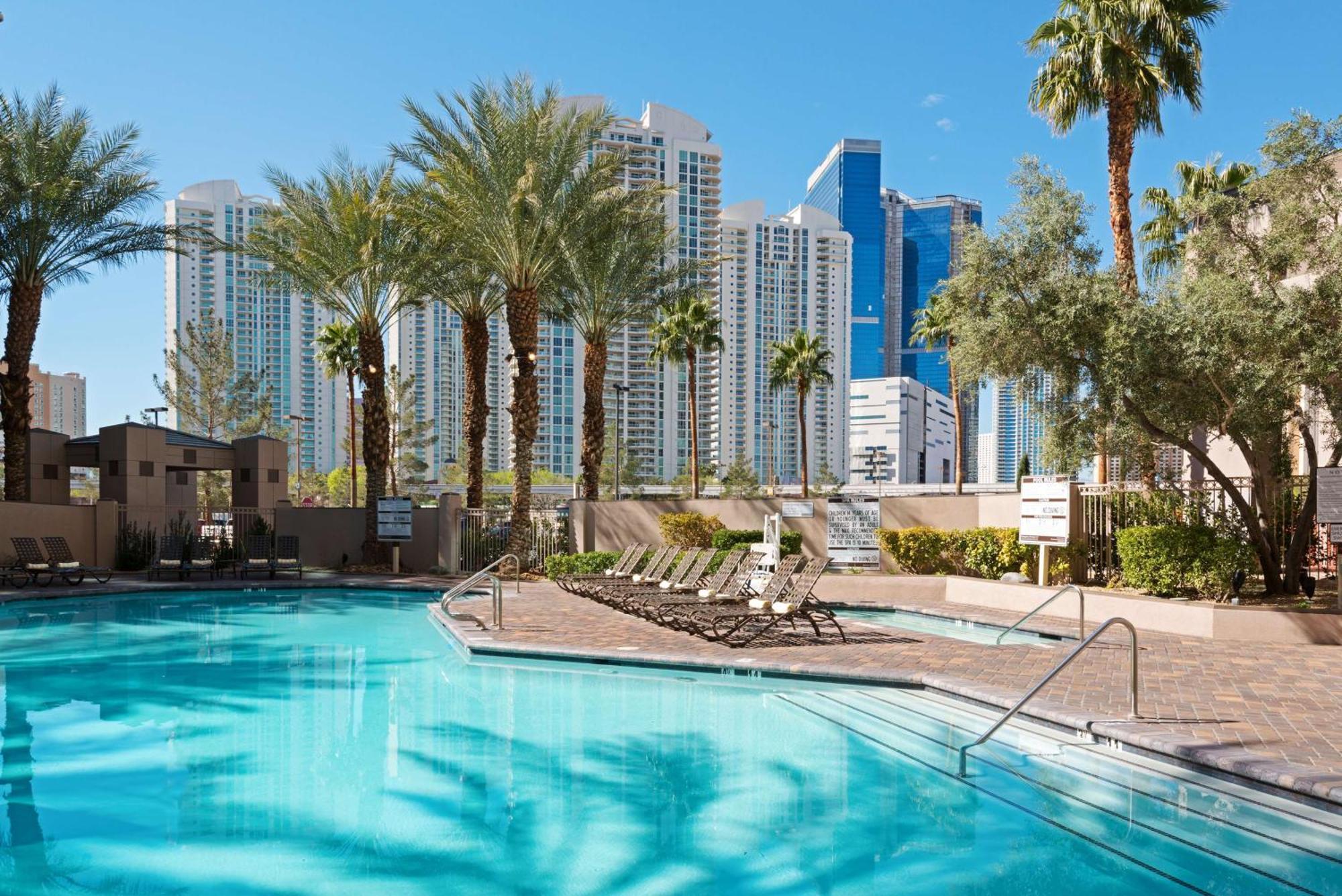 Hilton Grand Vacations Club Paradise Vegas Resort Las Vegas