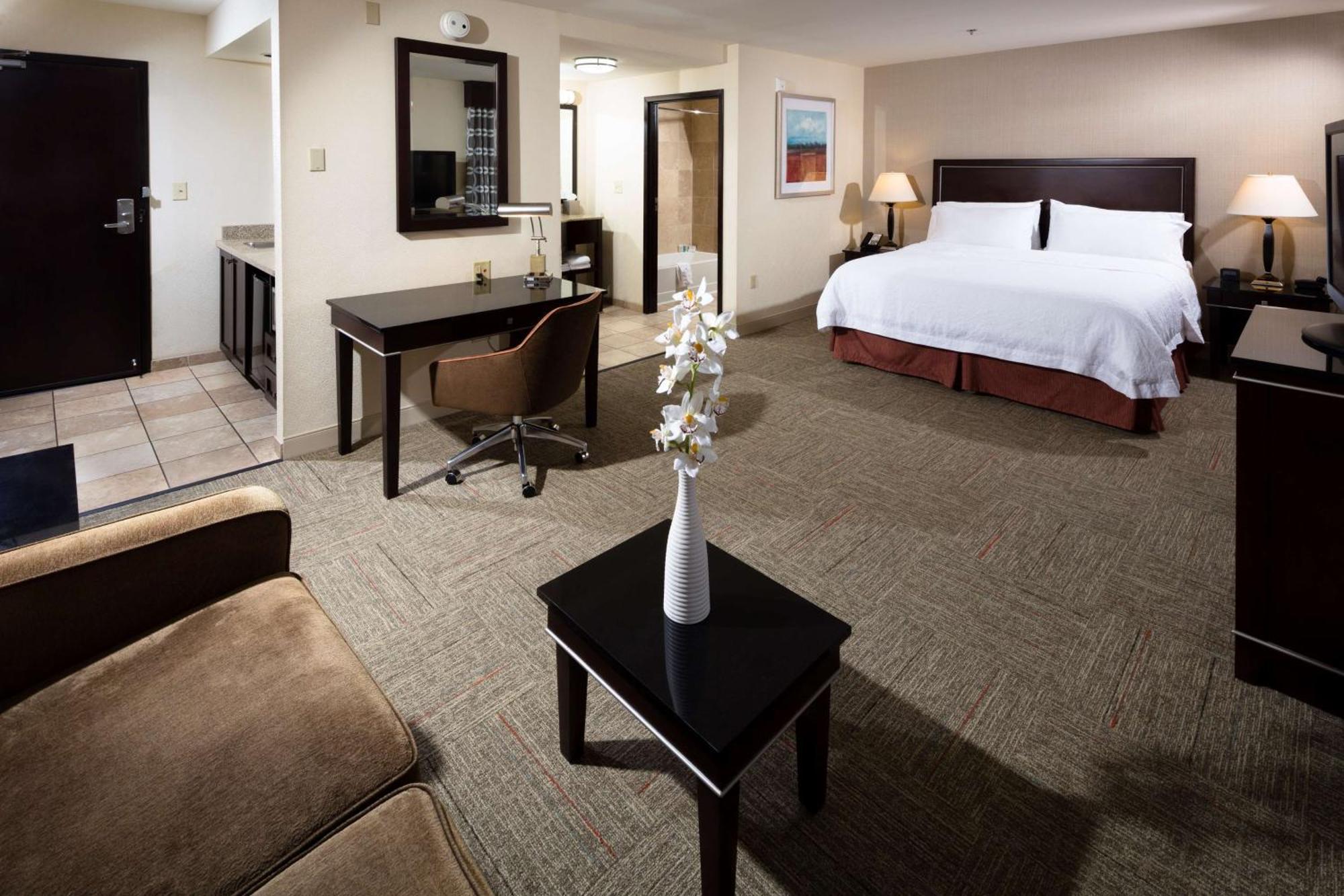 Hotel Hampton & Vegas South 3*