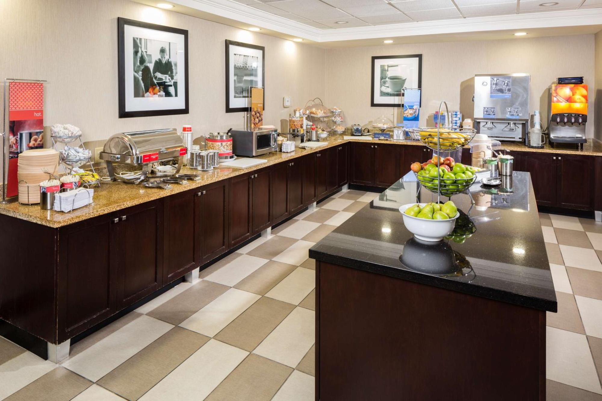 Hotel Hampton & Vegas South 3*