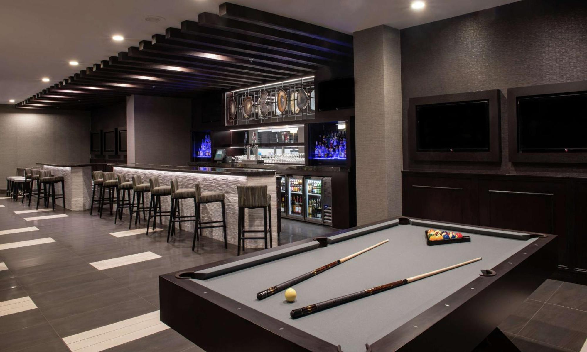 Hotel Embassy By Hilton Vegas 4*